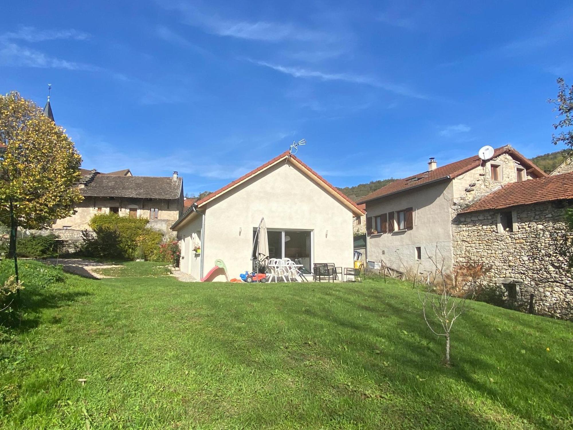 Au Moryllon Villa Lompnas Buitenkant foto